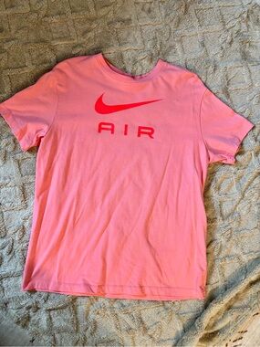 Women’s Nike oversized tee